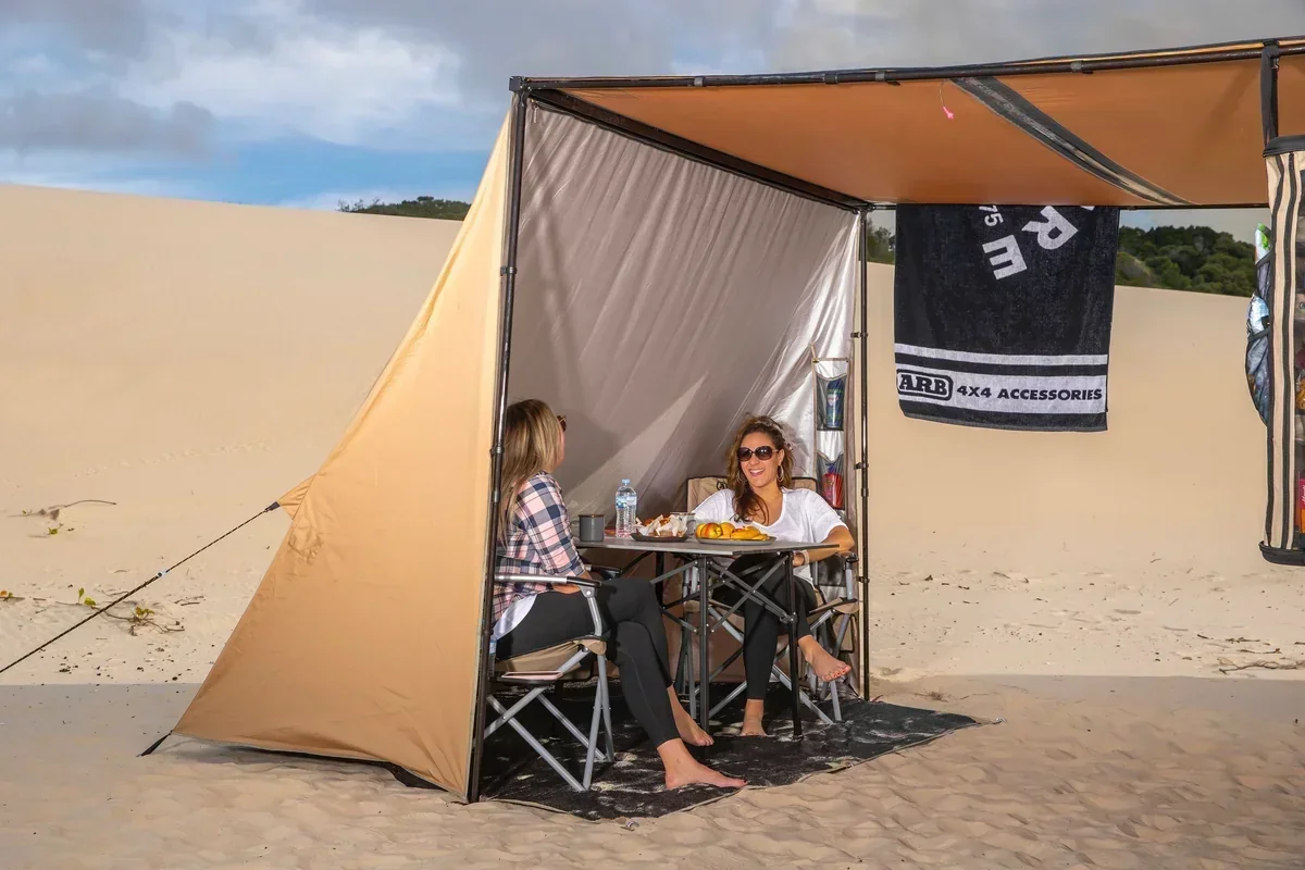 ARB Deluxe Awning Alcove 2.0M